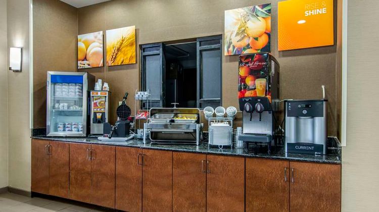 Comfort Suites Macon Restaurant