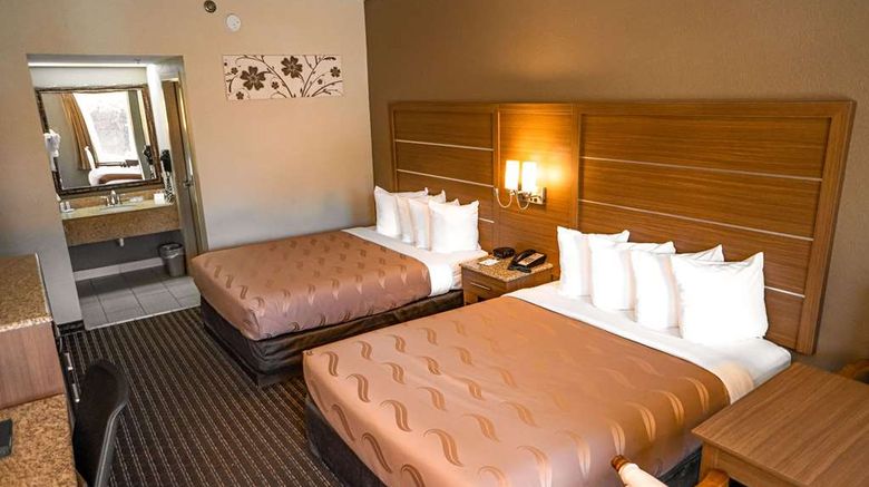 <b>Quality Inn & Suites near Six Flags Room</b>. Images powered by <a href="https://iceportal.shijigroup.com/" title="IcePortal" target="_blank">IcePortal</a>.