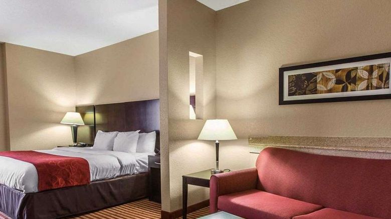 <b>Comfort Suites Waycross Room</b>. Images powered by <a href="https://iceportal.shijigroup.com/" title="IcePortal" target="_blank">IcePortal</a>.