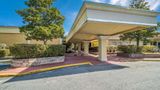 Quality Inn & Suites Exterior