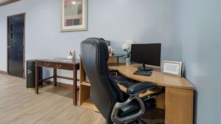 Quality Inn & Suites Other