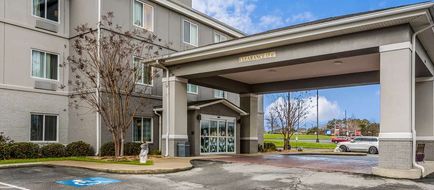 Sleep Inn & Suites Exterior