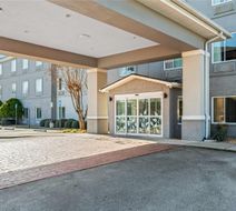 Sleep Inn & Suites Exterior