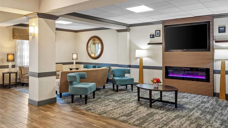 <b>Sleep Inn & Suites Lobby</b>. Images powered by <a href="https://iceportal.shijigroup.com/" title="IcePortal" target="_blank">IcePortal</a>.