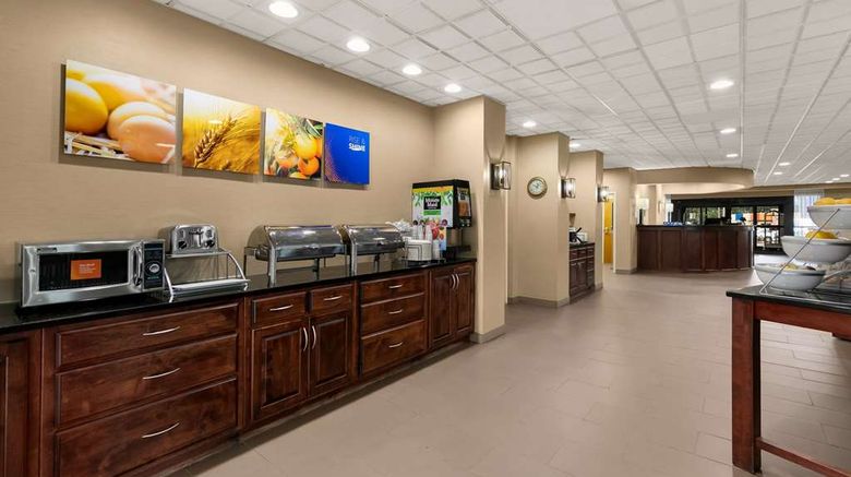 <b>Comfort Suites Commerce Restaurant</b>. Images powered by <a href="https://iceportal.shijigroup.com/" title="IcePortal" target="_blank">IcePortal</a>.