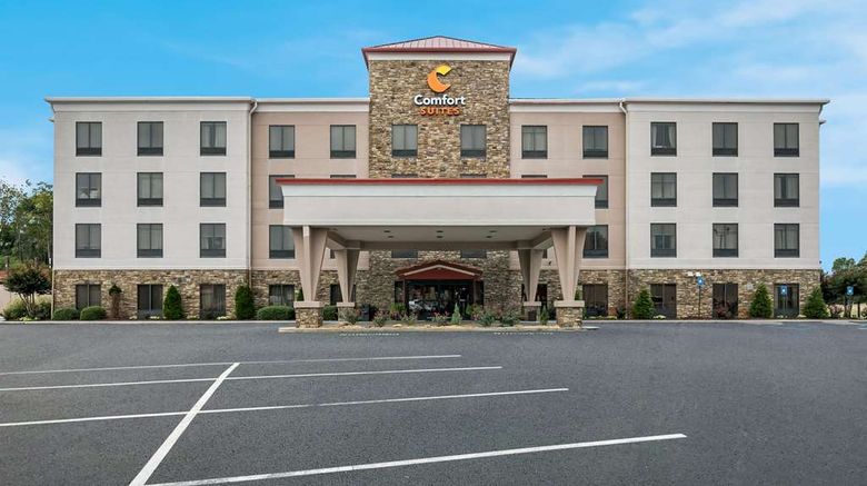 <b>Comfort Suites Commerce Exterior</b>. Images powered by <a href="https://iceportal.shijigroup.com/" title="IcePortal" target="_blank">IcePortal</a>.
