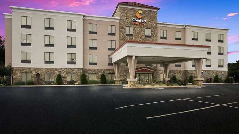 <b>Comfort Suites Commerce Exterior</b>. Images powered by <a href="https://iceportal.shijigroup.com/" title="IcePortal" target="_blank">IcePortal</a>.