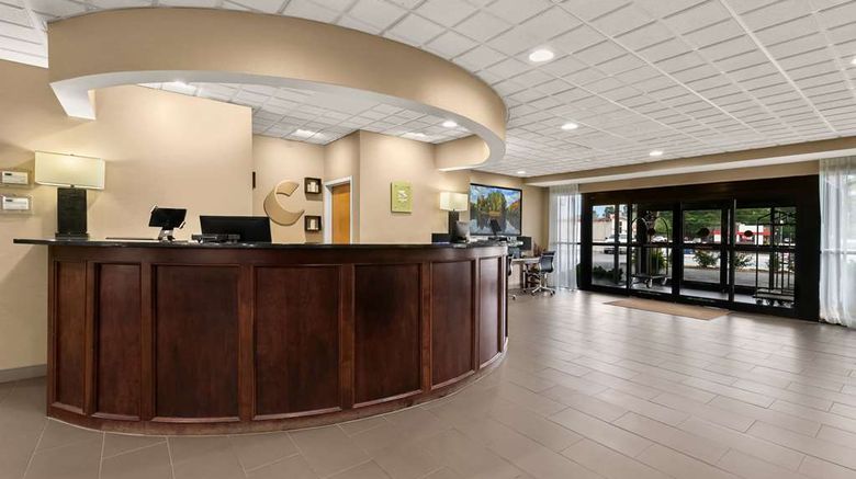 <b>Comfort Suites Commerce Lobby</b>. Images powered by <a href="https://iceportal.shijigroup.com/" title="IcePortal" target="_blank">IcePortal</a>.