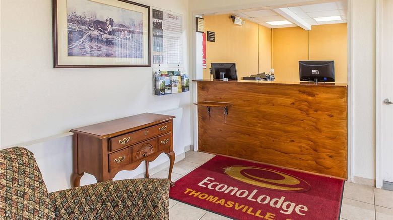 <b>Econo Lodge Thomasville Lobby</b>. Images powered by <a href="https://iceportal.shijigroup.com/" title="IcePortal" target="_blank">IcePortal</a>.