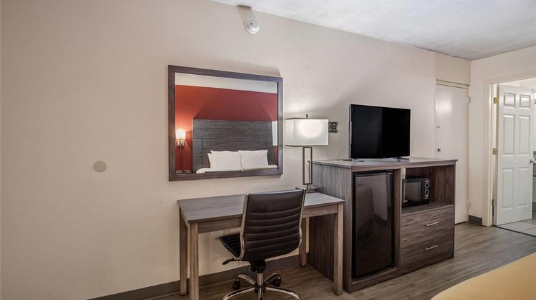 <b>Econo Lodge Thomasville Room</b>. Images powered by <a href="https://iceportal.shijigroup.com/" title="IcePortal" target="_blank">IcePortal</a>.