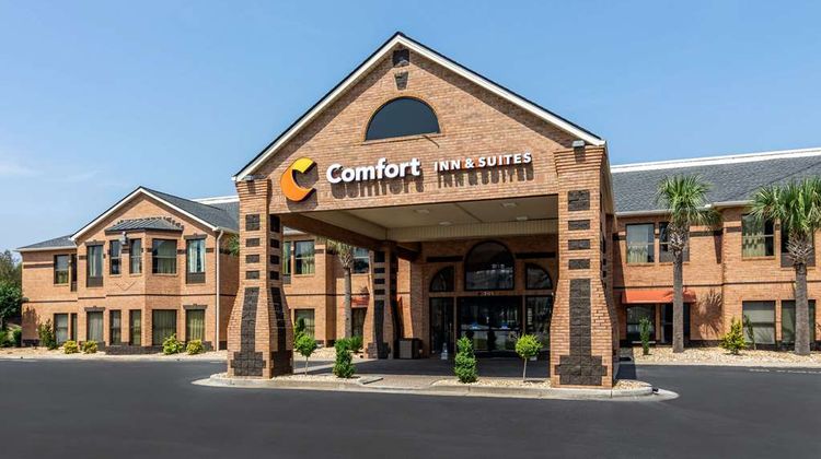 Comfort Inn & Suites Exterior