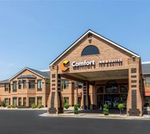 Comfort Inn & Suites Exterior