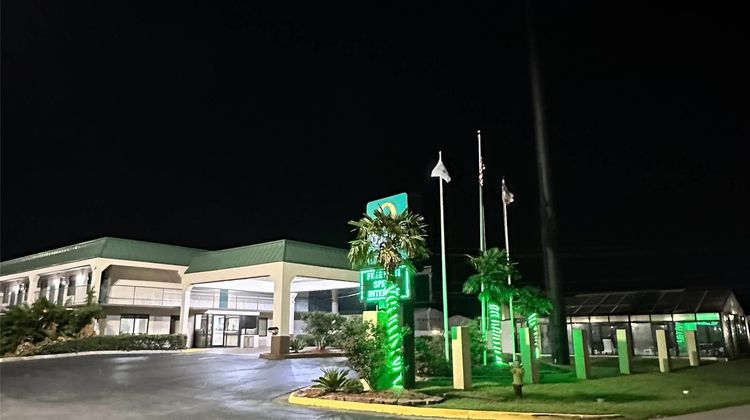 Quality Inn Byron Exterior
