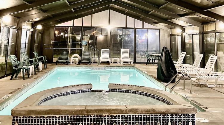 Quality Inn Byron Pool