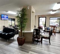 Quality Inn Byron Lobby