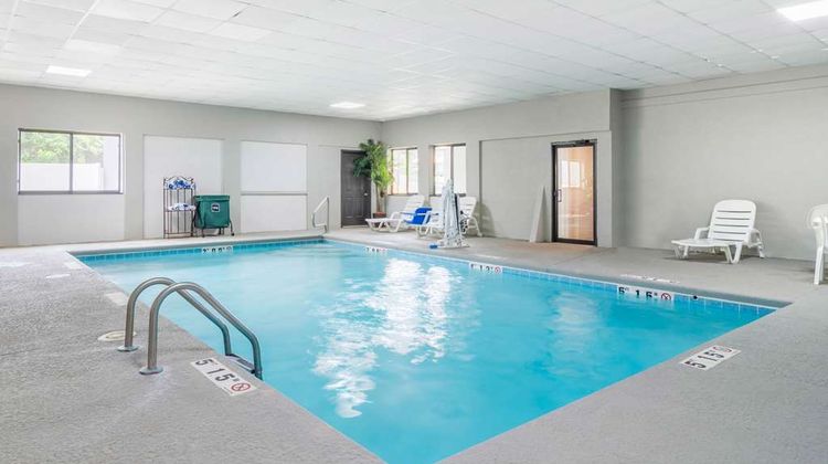 Sleep Inn North Pool