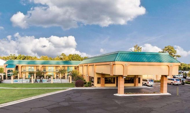 Quality Inn Macon West Exterior