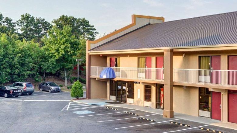 <b>Rodeway Inn Norcross Exterior</b>. Images powered by <a href="https://iceportal.shijigroup.com/" title="IcePortal" target="_blank">IcePortal</a>.