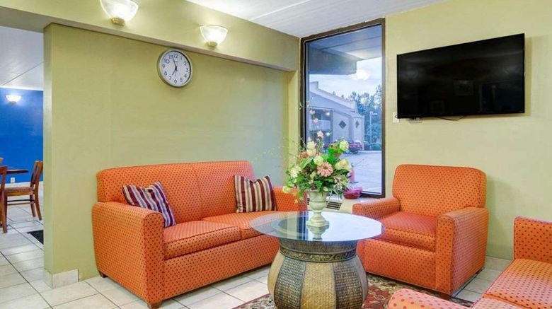 <b>Rodeway Inn Norcross Lobby</b>. Images powered by <a href="https://iceportal.shijigroup.com/" title="IcePortal" target="_blank">IcePortal</a>.