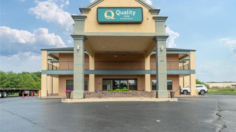 <b>Quality Inn Exterior</b>. Images powered by <a href="https://iceportal.shijigroup.com/" title="IcePortal" target="_blank">IcePortal</a>.