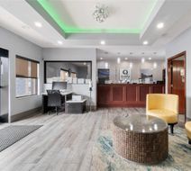 Quality Inn Lobby
