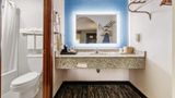 <b>Quality Inn Room</b>. Images powered by <a href="https://iceportal.shijigroup.com/" title="IcePortal" target="_blank">IcePortal</a>.