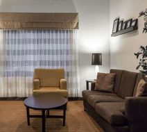 Rodeway Inn at Six Flags Lobby