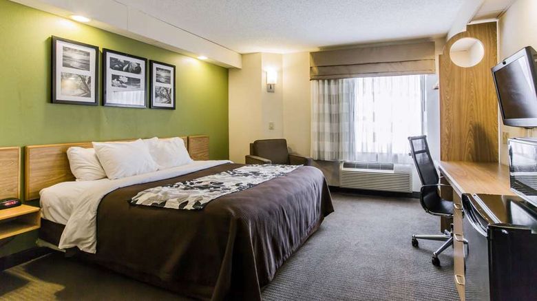 <b>Rodeway Inn at Six Flags Room</b>. Images powered by <a href="https://iceportal.shijigroup.com/" title="IcePortal" target="_blank">IcePortal</a>.