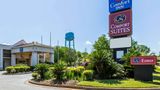 Clarion Pointe Exterior