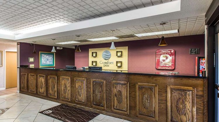 Clarion Pointe Lobby