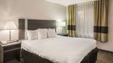 Clarion Pointe Room