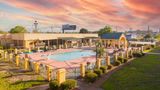 Quality Inn Richmond Hill Pool