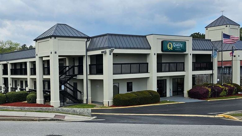 <b>Quality Inn near Six Flags Exterior</b>. Images powered by <a href="https://iceportal.shijigroup.com/" title="IcePortal" target="_blank">IcePortal</a>.