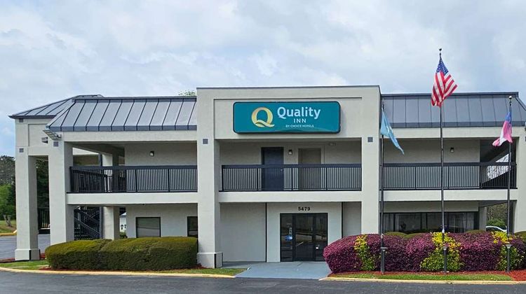 Quality Inn near Six Flags Exterior