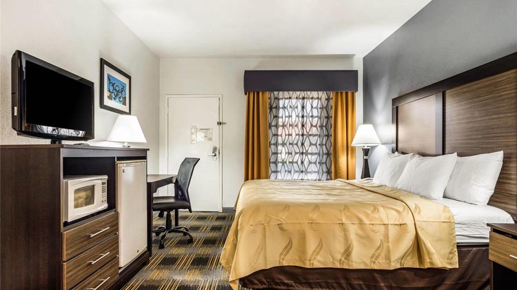 Quality Inn near Six Flags Room