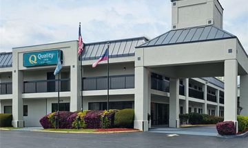 Quality Inn near Six Flags