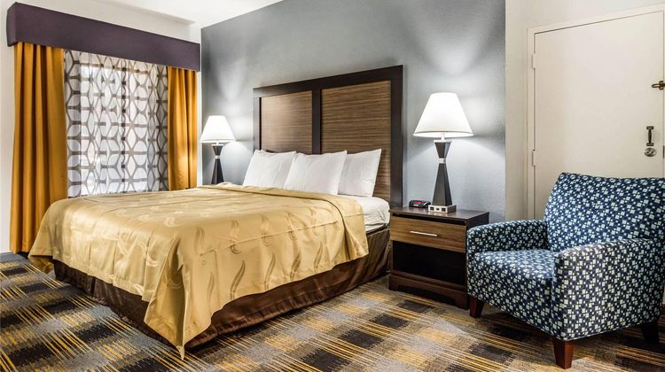 Quality Inn near Six Flags Room