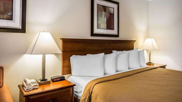 Quality Inn Madison Room