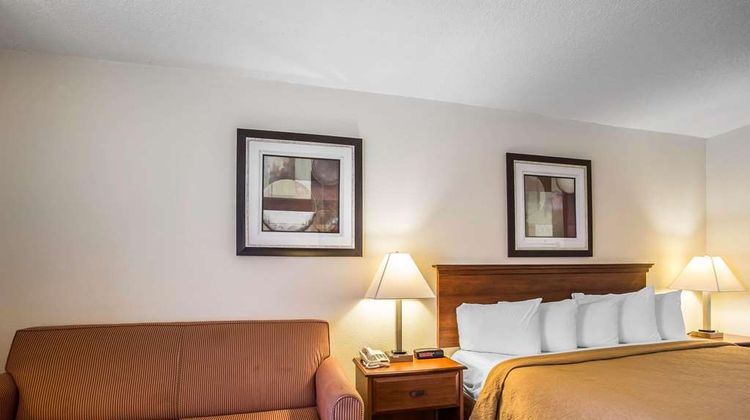 Quality Inn Madison Room