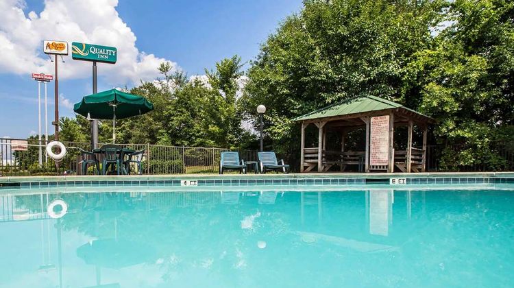 Quality Inn Madison Pool