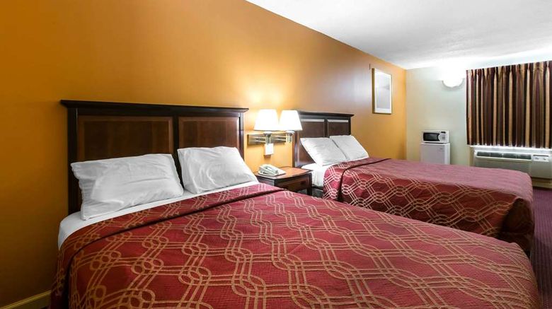 <b>Econo Lodge at Six Flags Room</b>. Images powered by <a href="https://iceportal.shijigroup.com/" title="IcePortal" target="_blank">IcePortal</a>.