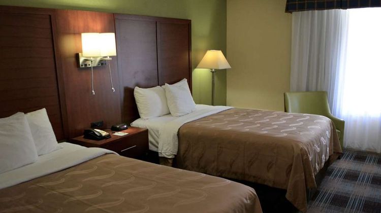 Quality Inn Midtown Room