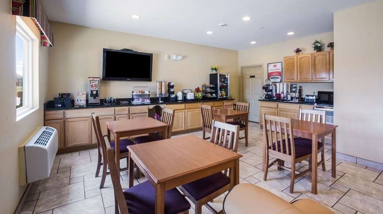<b>Econo Lodge Inn and Suites Rockmart Restaurant</b>. Images powered by <a href="https://iceportal.shijigroup.com/" title="IcePortal" target="_blank">IcePortal</a>.