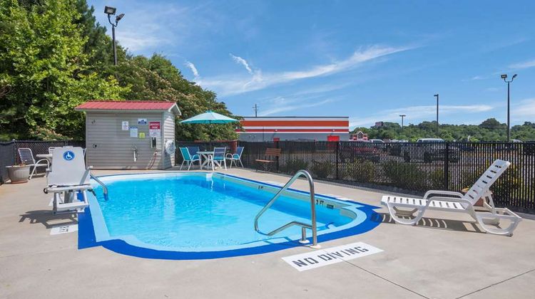 Econo Lodge Inn and Suites Rockmart Pool