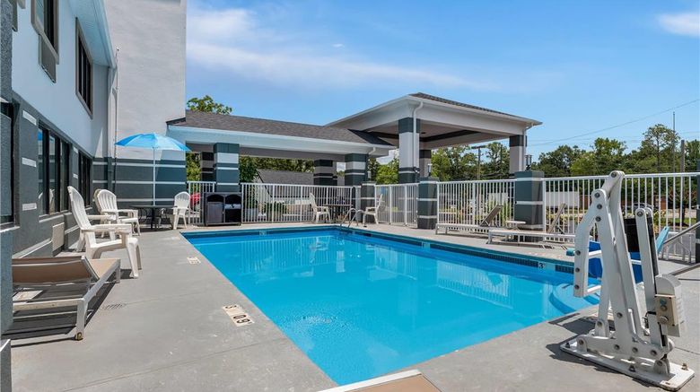<b>Quality Inn Sandersville Pool</b>. Images powered by <a href="https://iceportal.shijigroup.com/" title="IcePortal" target="_blank">IcePortal</a>.