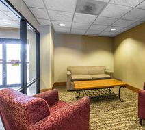 Comfort Inn & Suites Thomson Lobby