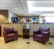 Comfort Inn & Suites Thomson Lobby