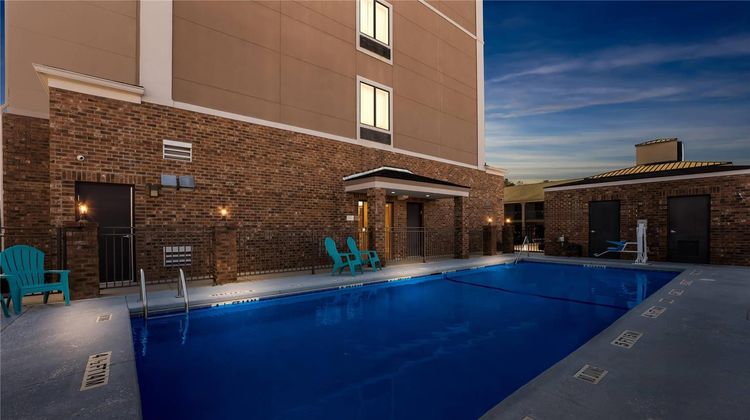Comfort Inn & Stes near Fort Gordon Pool