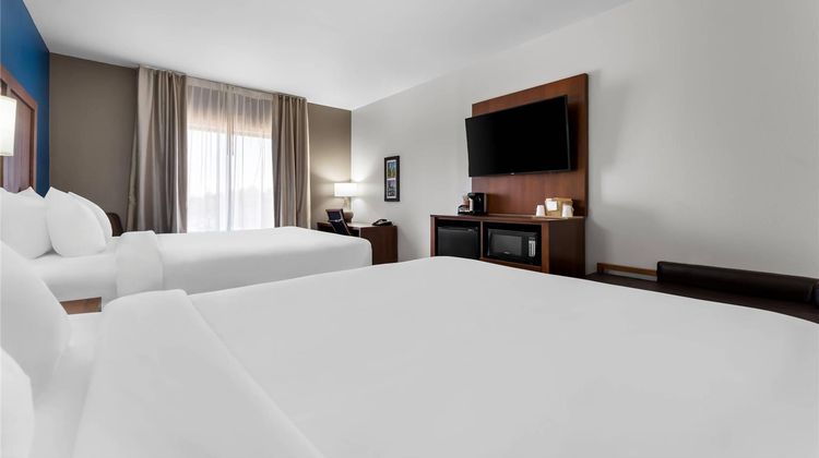 Comfort Inn & Stes near Fort Gordon Room