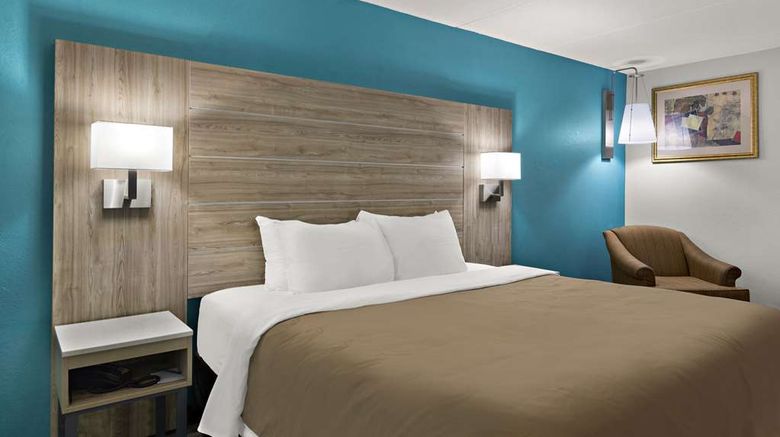 <b>Quality Inn & Suites - Vidalia Suite</b>. Images powered by <a href="https://iceportal.shijigroup.com/" title="IcePortal" target="_blank">IcePortal</a>.